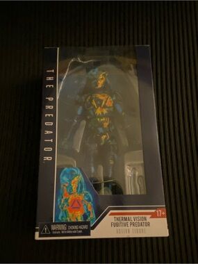 The Predator Thermal Vision Fugitive Predator Figure - Blue